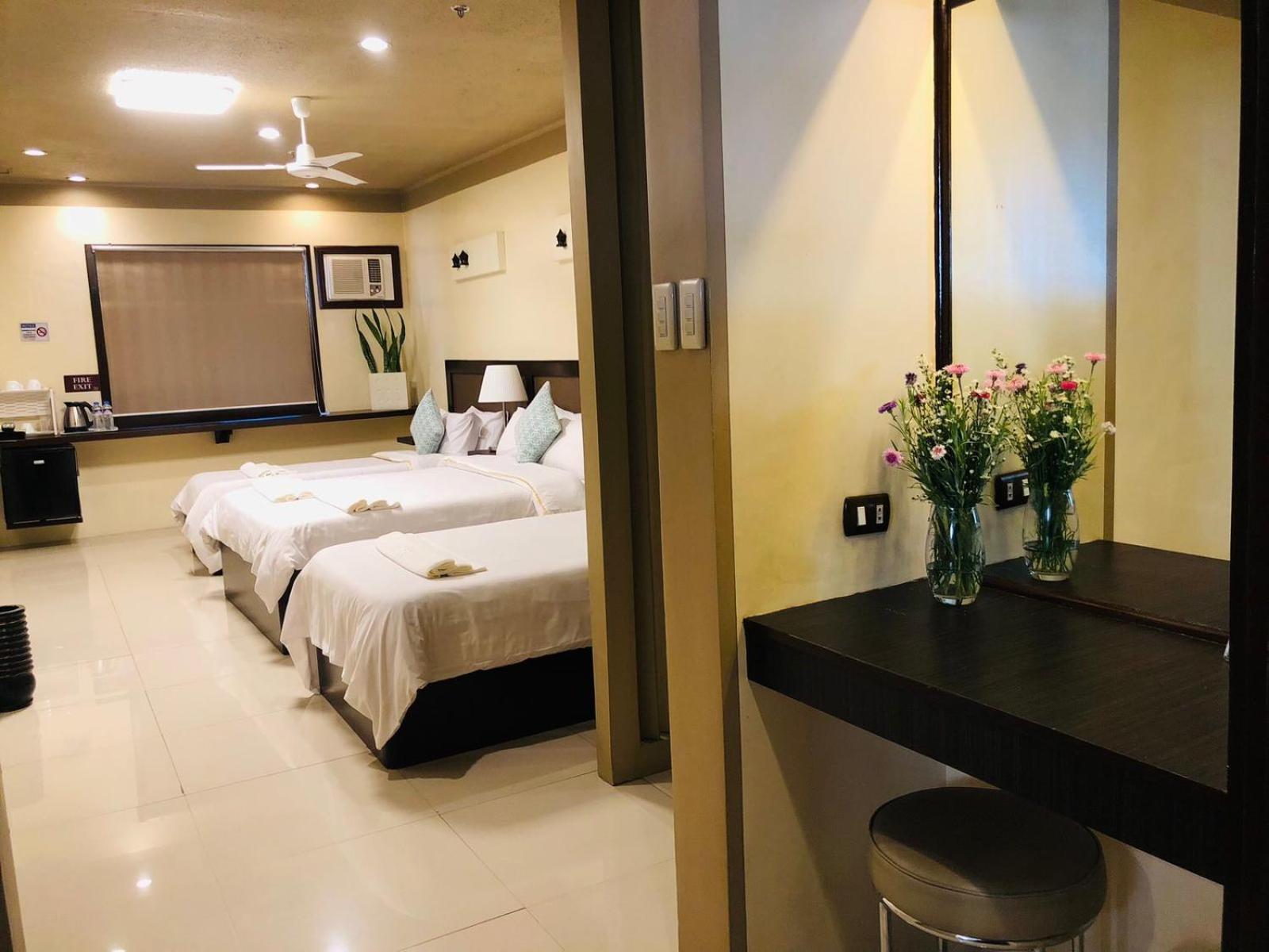 Baguio Holiday Villas Багио Экстерьер фото