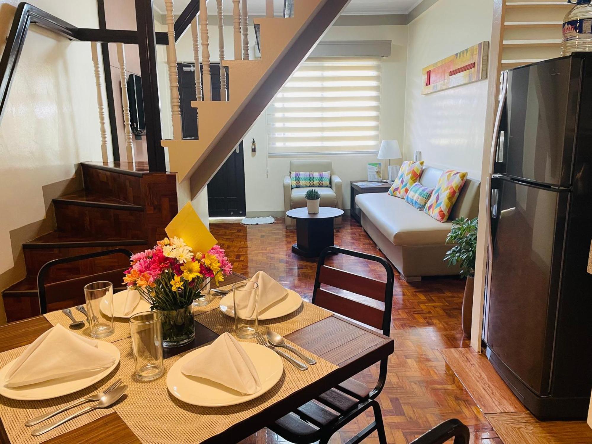 Baguio Holiday Villas Багио Экстерьер фото
